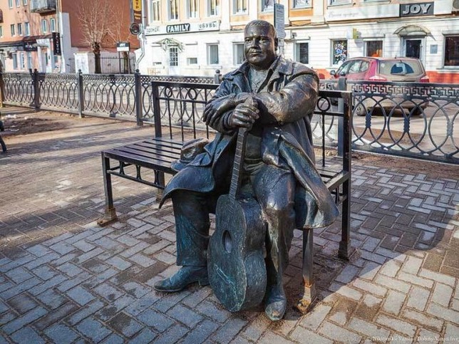 Памятник Михаилу Кругу
